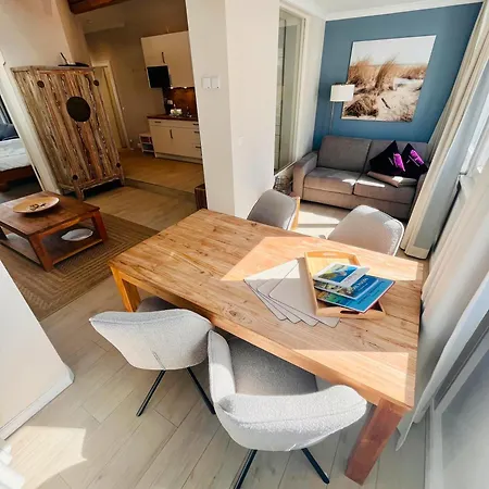 Apartament Halbinsel Moenchgut *